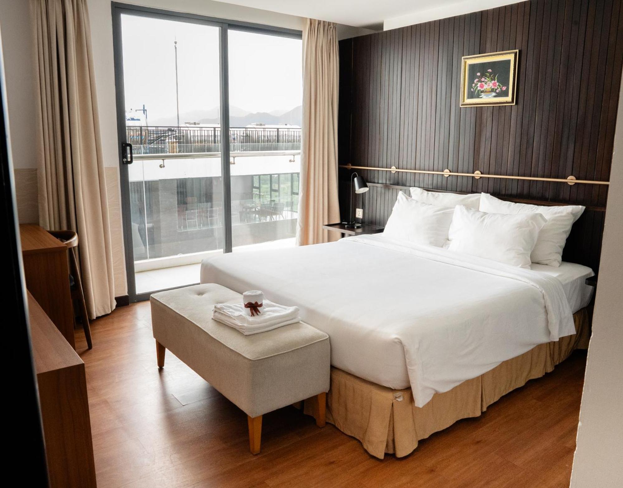 Majestic Premium Hotel Nha Trang Exterior foto